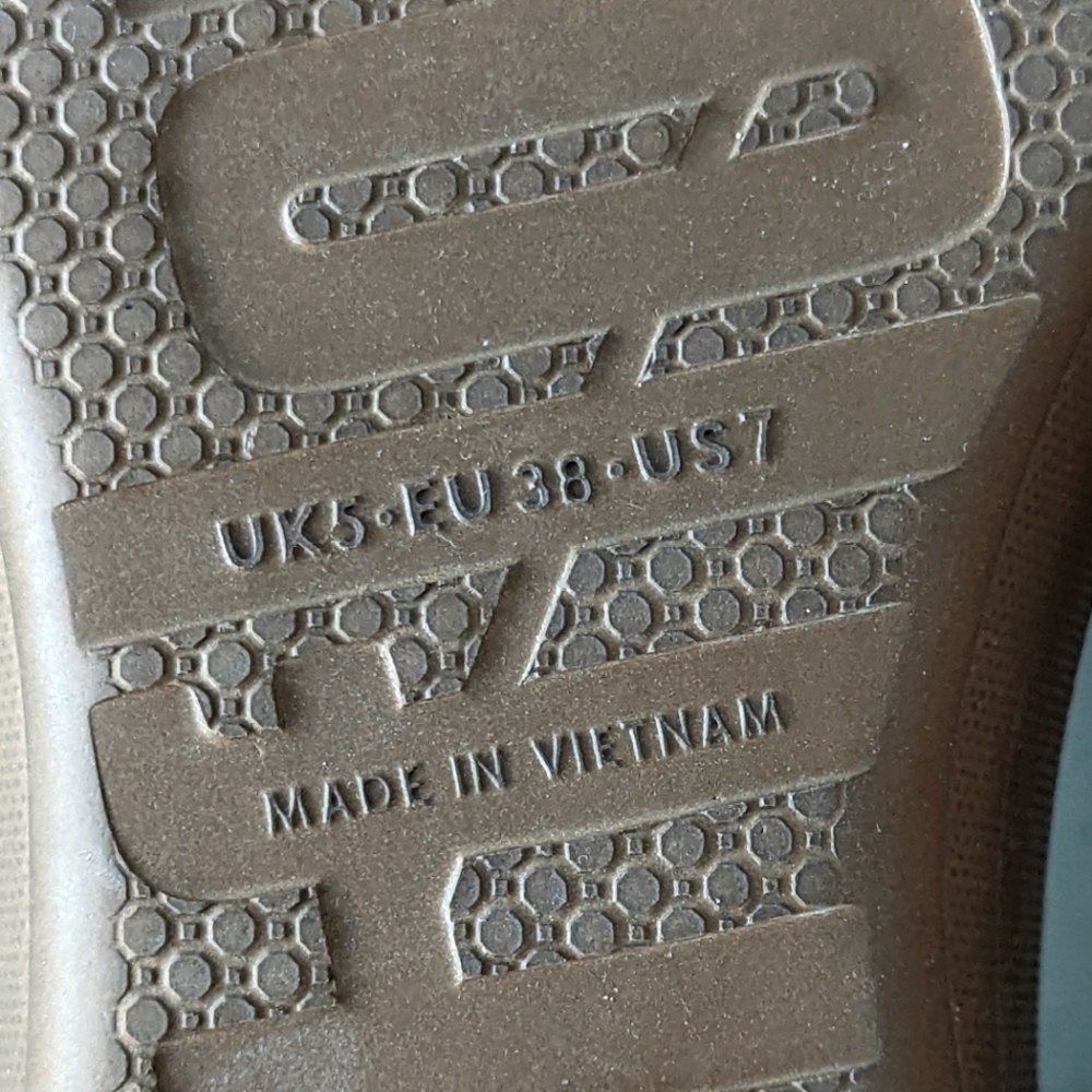 fitflop iqushion bronze